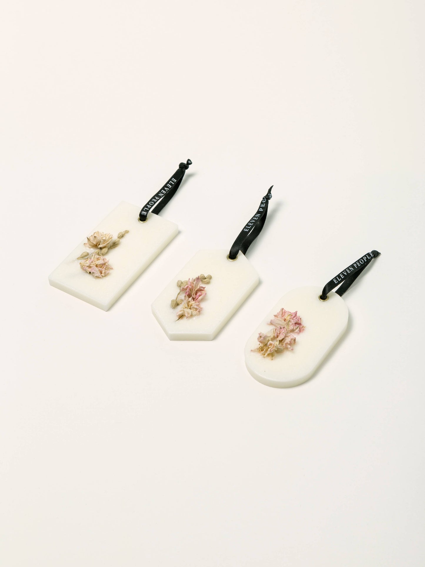 Scented Closet Wax Bar No. 7 Caracas